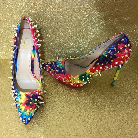 NWB rainbow pumps with gold spikes - Picture 4 of 4